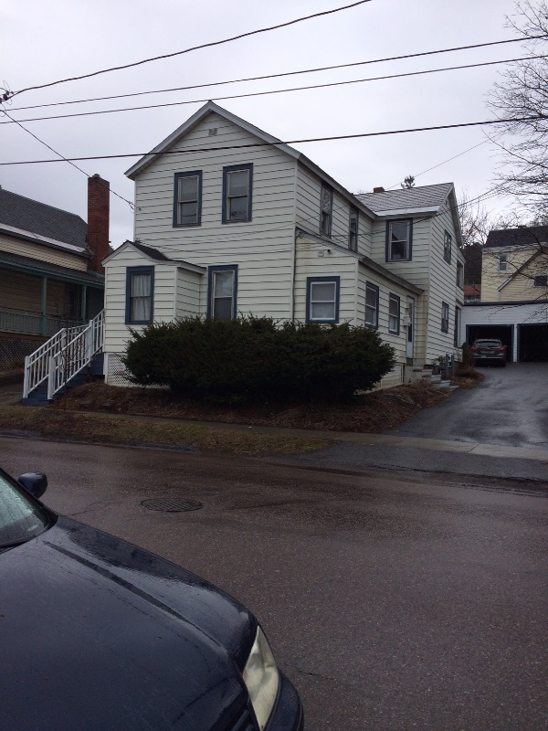 2 bedroom with private porch - Photo 9