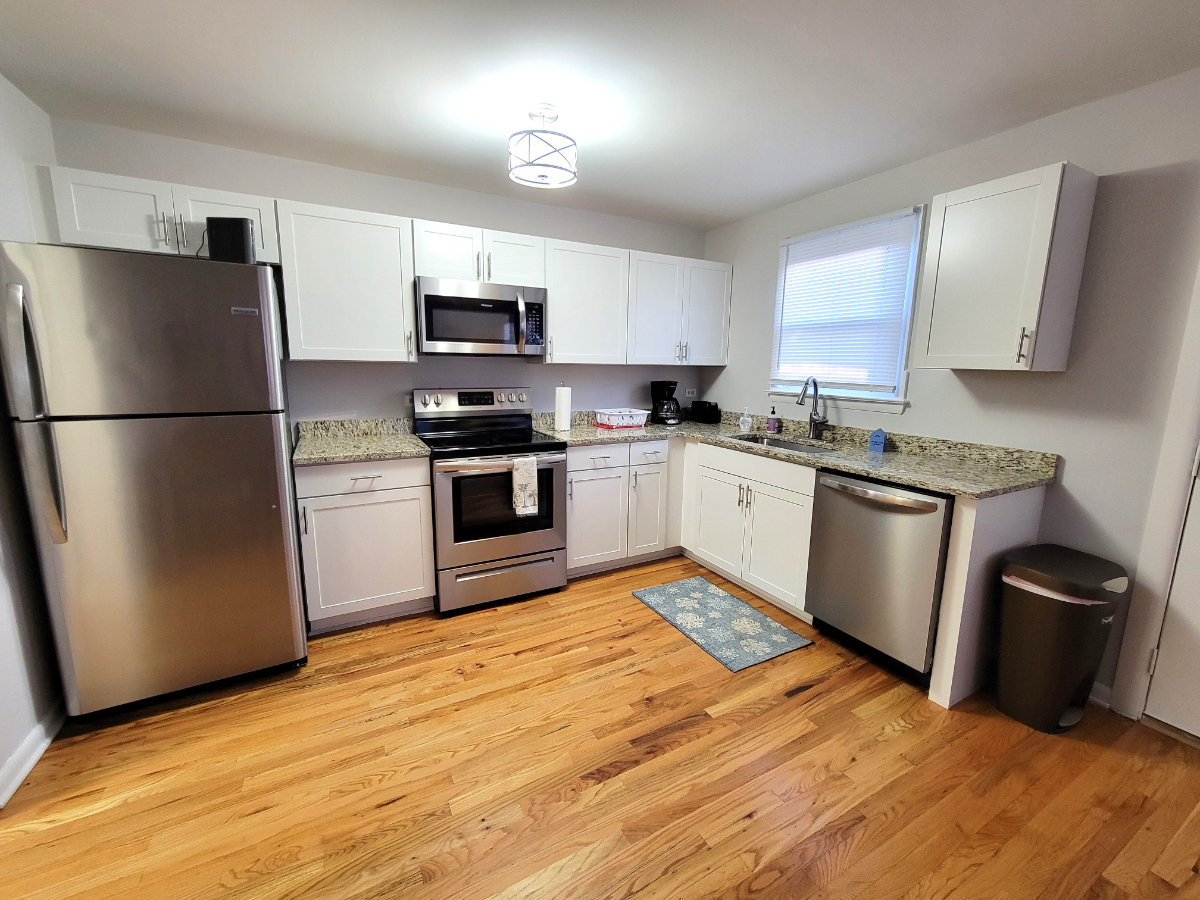 Dog Friendly Close to Downtown & UVA - Photo 5