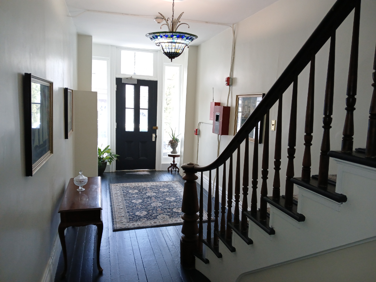 Apartment 5