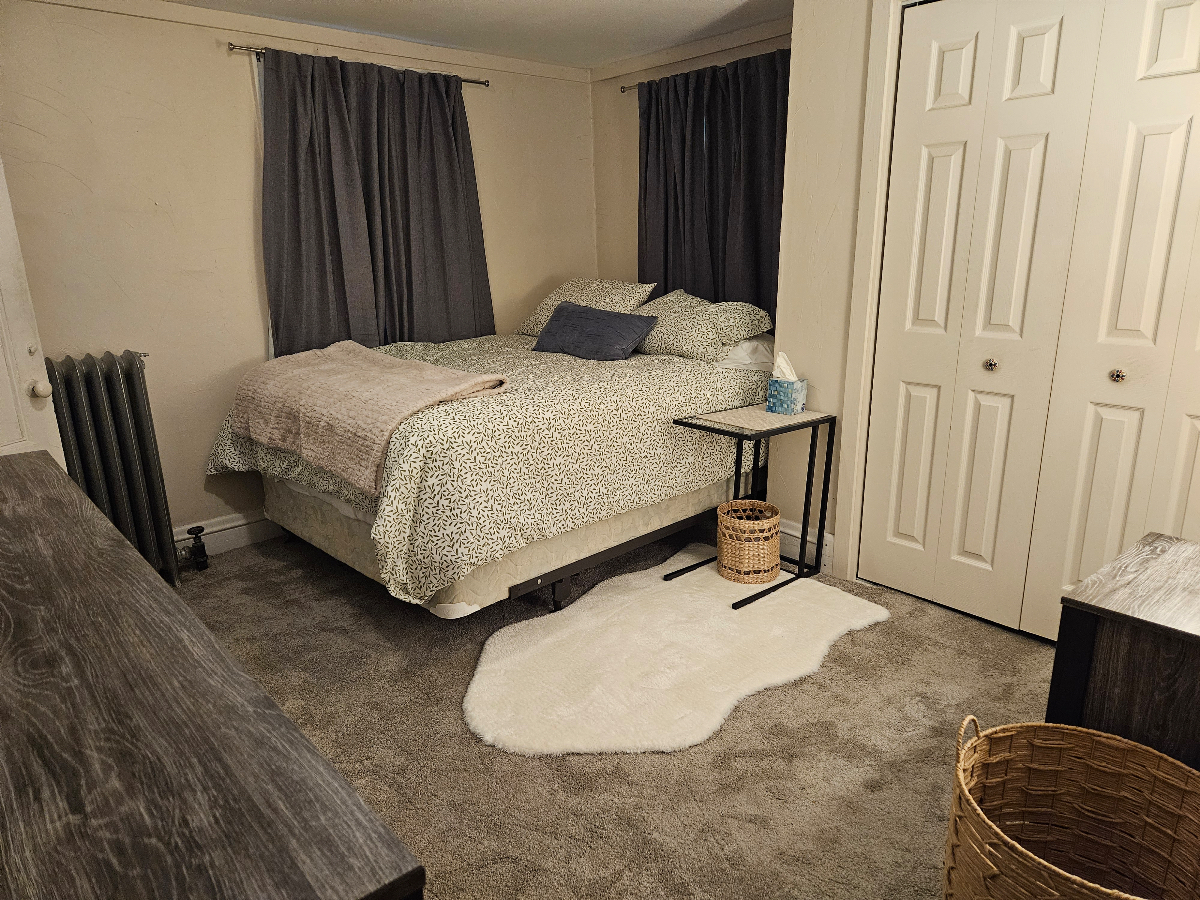 Apt 1-  mile from hospital - Photo 6