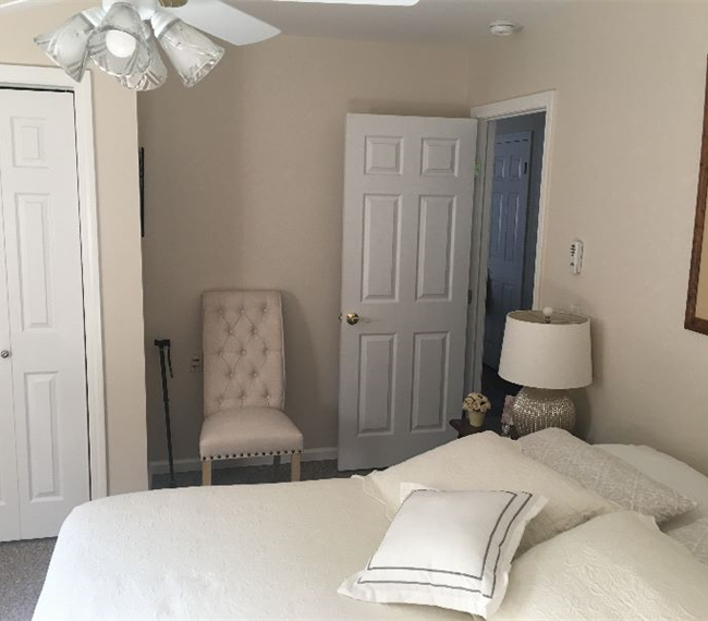 Unit C - Furnished - 2BR Apartment Very Clean within 4 miles of UVM Medical Center Hospital and Down - Photo 6
