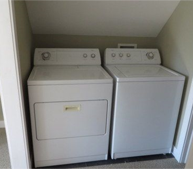 Beautiful Apartment - Photo 8
