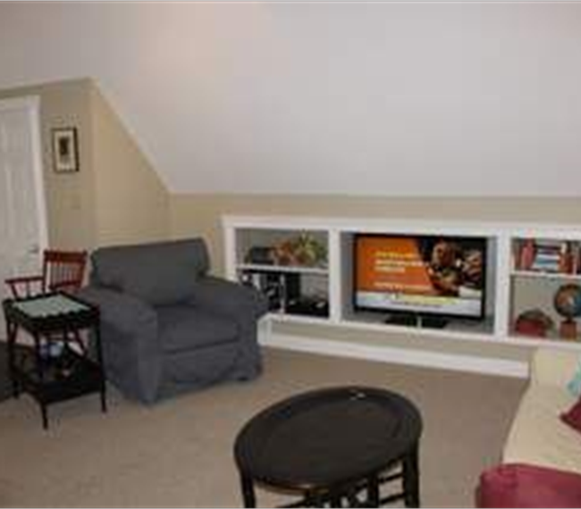 Beautiful Apartment - Photo 2