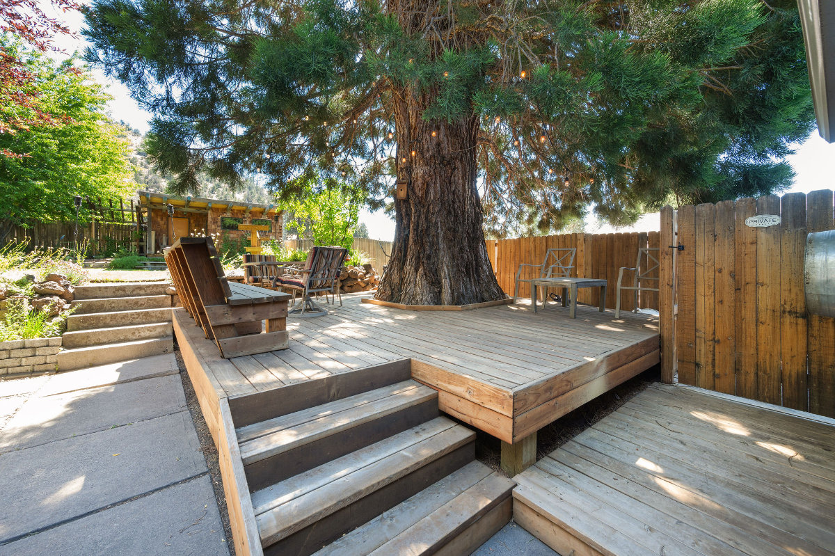 Private 2BR | 1 Mile to St. Charles | W/D | Parking | Utilities Included - Photo 6