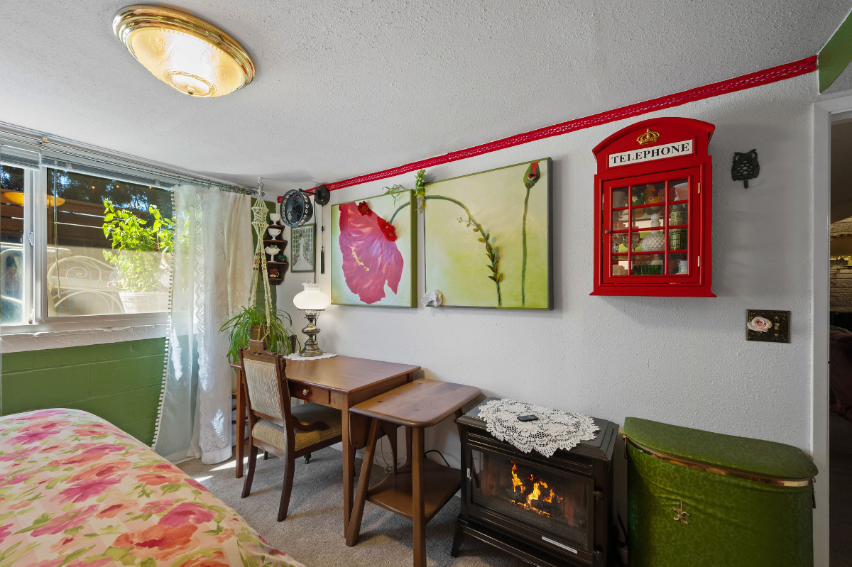 Private 2BR | 1 Mile to St. Charles | W/D | Parking | Utilities Included - Photo 2
