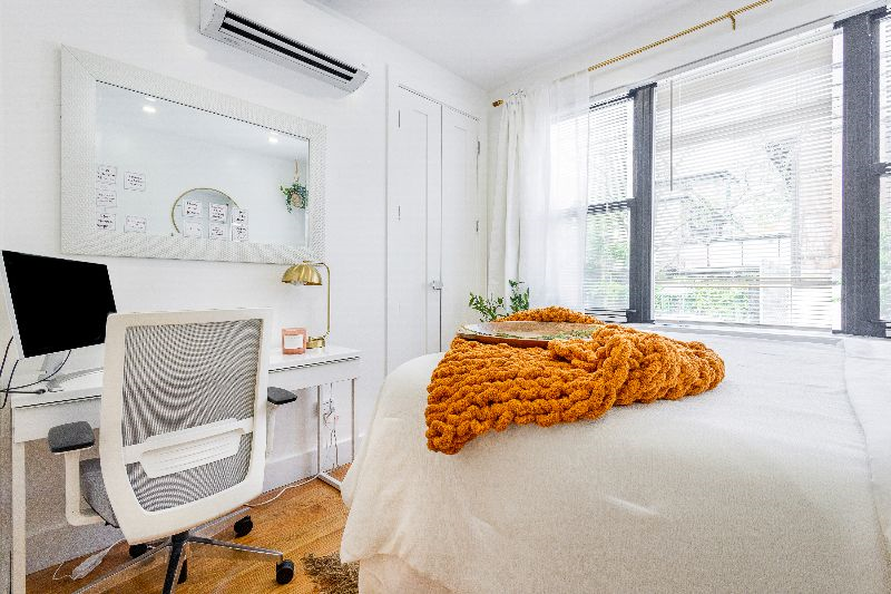 Botanical Garden · Private 3BR/2BA · Free Parking - Photo 7