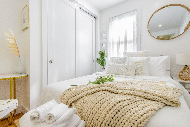 Botanical Garden · Private 3BR/2BA · Free Parking - Photo 9