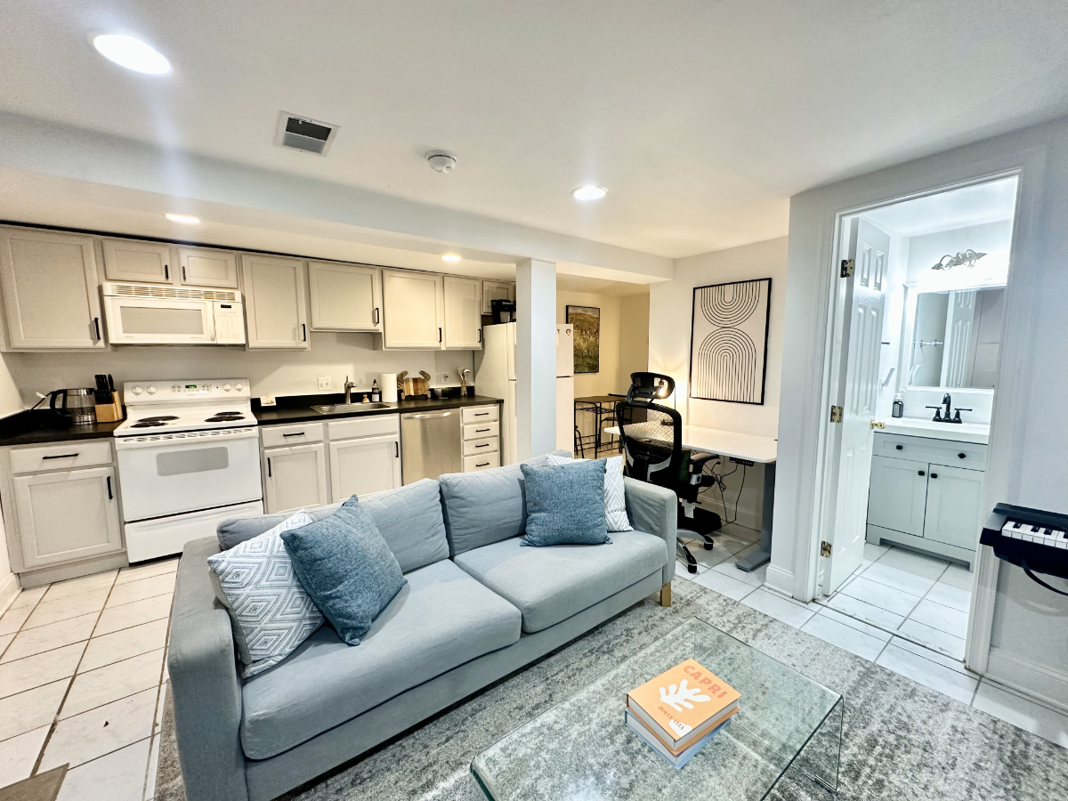 Fully Furnished 1BR in Quiet Petworth - Near Major Hospitals & Howard University - Photo 12