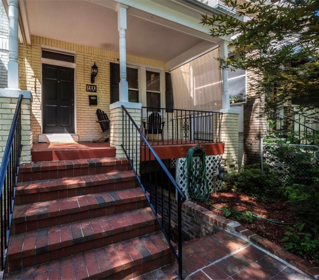 Fully Furnished 1BR in Quiet Petworth - Near Major Hospitals & Howard University - Photo 1
