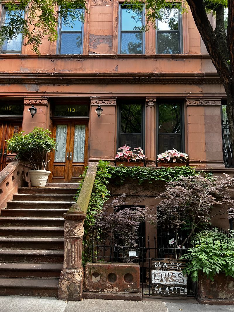 Harlem Hideaway Garden Apartment - Photo 2
