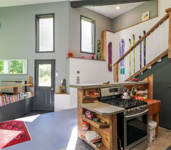 Clean modern townhouse in mountain neighborhood outside of Burlington - Photo 7