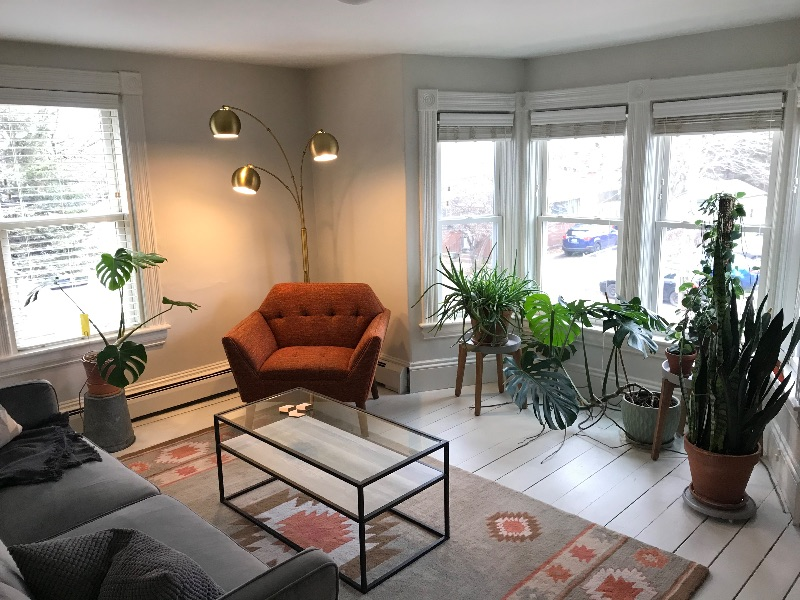 Private Apartment in Duplex near UVM Medical Center - Photo 2