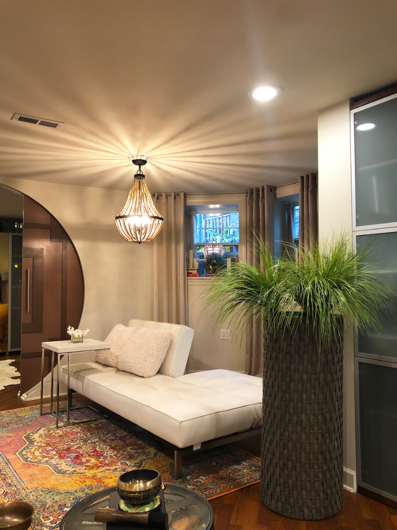 Designer Home -- 1BD/1Bath Large Garden Apartment 