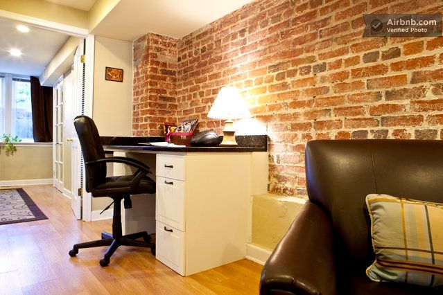 Capitol Hill English Basement - Photo 11