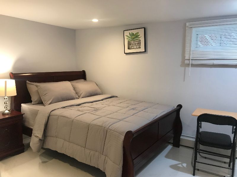 Luxurious Home Away - Photo 6