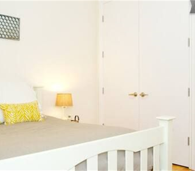 Private Room and Bath Centrally Located in the Mission District - Photo 2