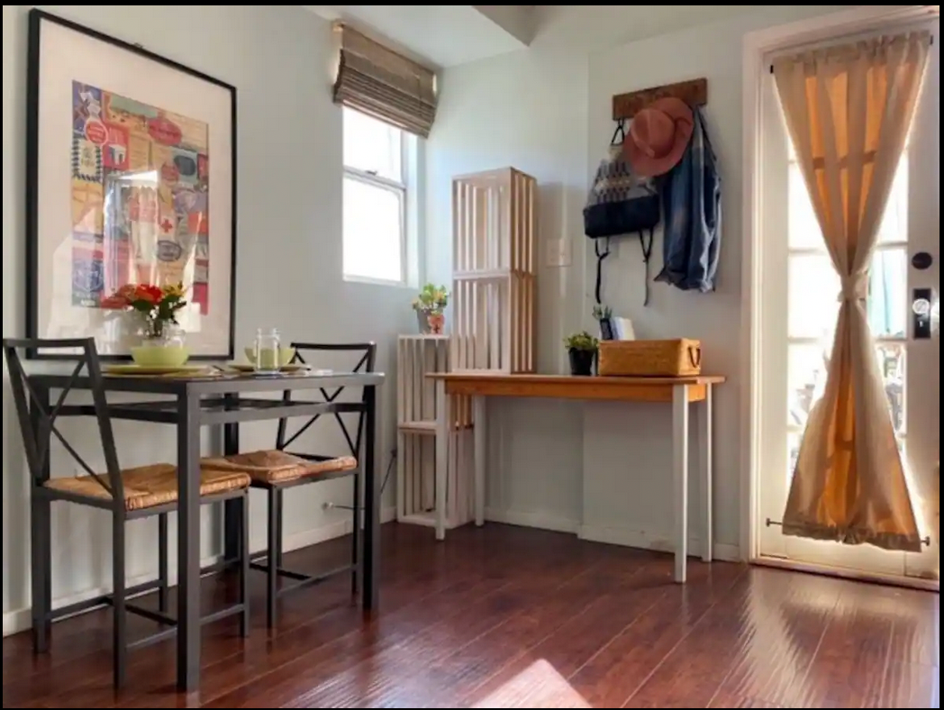 Cozy Culver City Studio Guesthouse With Shared Yard - Photo 5