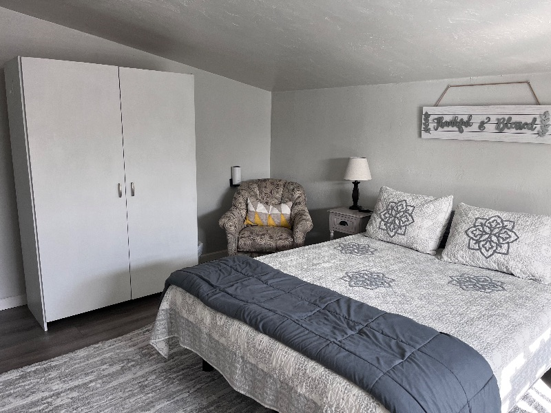 Private cozy 1 bed 1 Bath - Photo 2