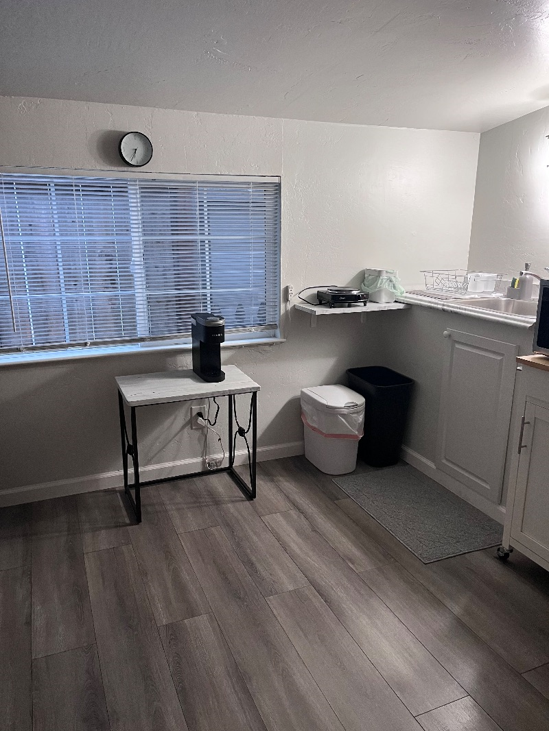 Private cozy 1 bed 1 Bath - Photo 6