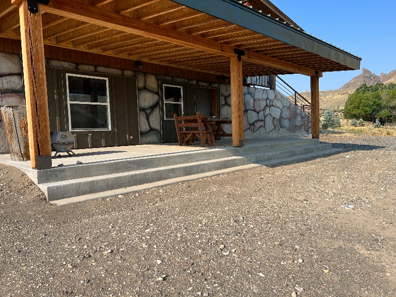 Handcrafted Log barn - Photo 11