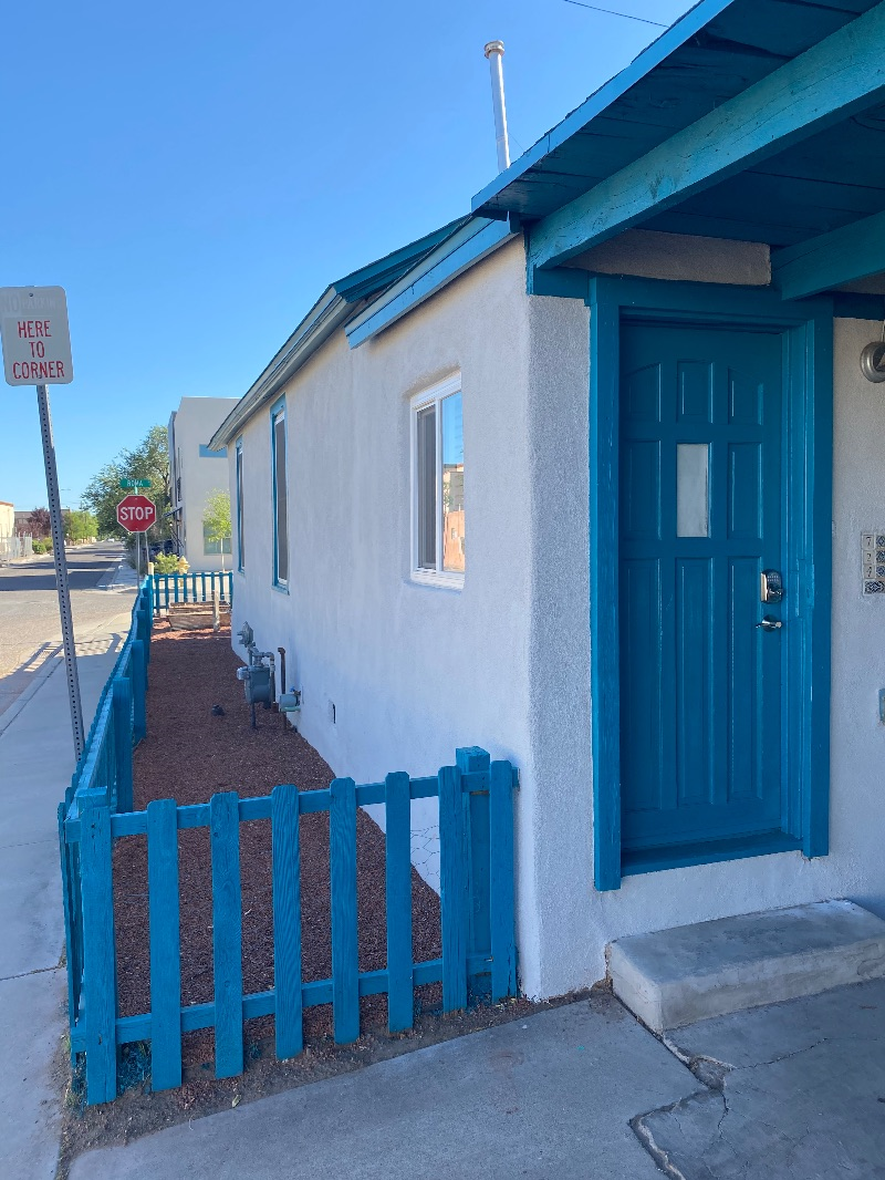 Cozy 2 Bedroom House In Downtown Albuquerque - Photo 4