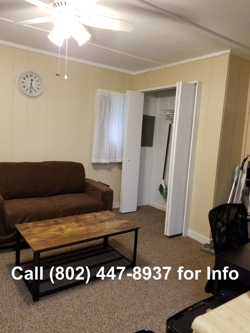 Quiet, Safe, Cozy, W/D -  600 sq ft Apt 1 - 1st fl - Photo 9