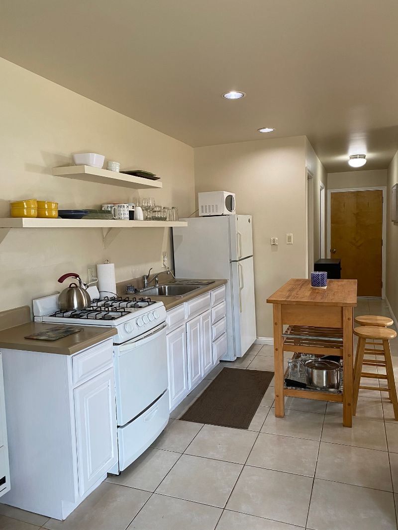 Pacifica Beach Apartments - Photo 3