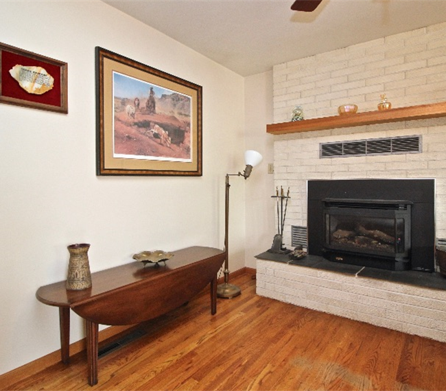 Executive Living, Fully Furnished, Less than 5 Minutes from Hospital and Legacy Senior Living - Photo 6