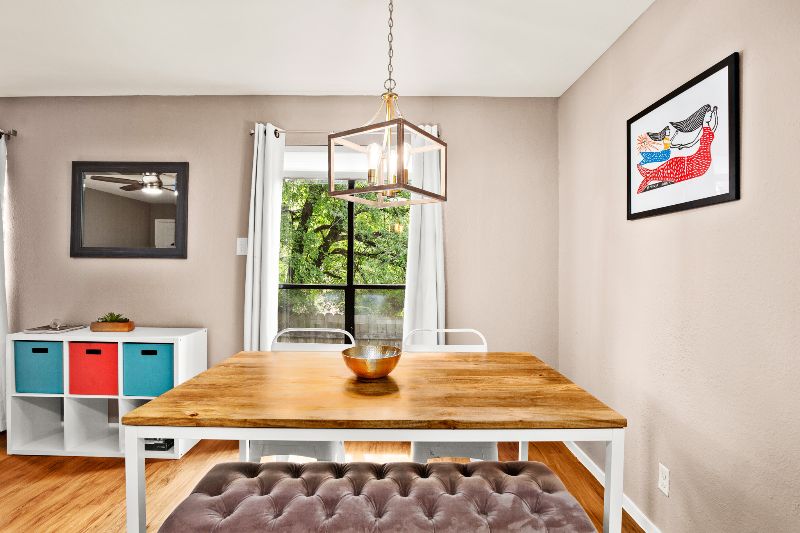 Stylish ATX Condo, KING Bed, W/D - Photo 4