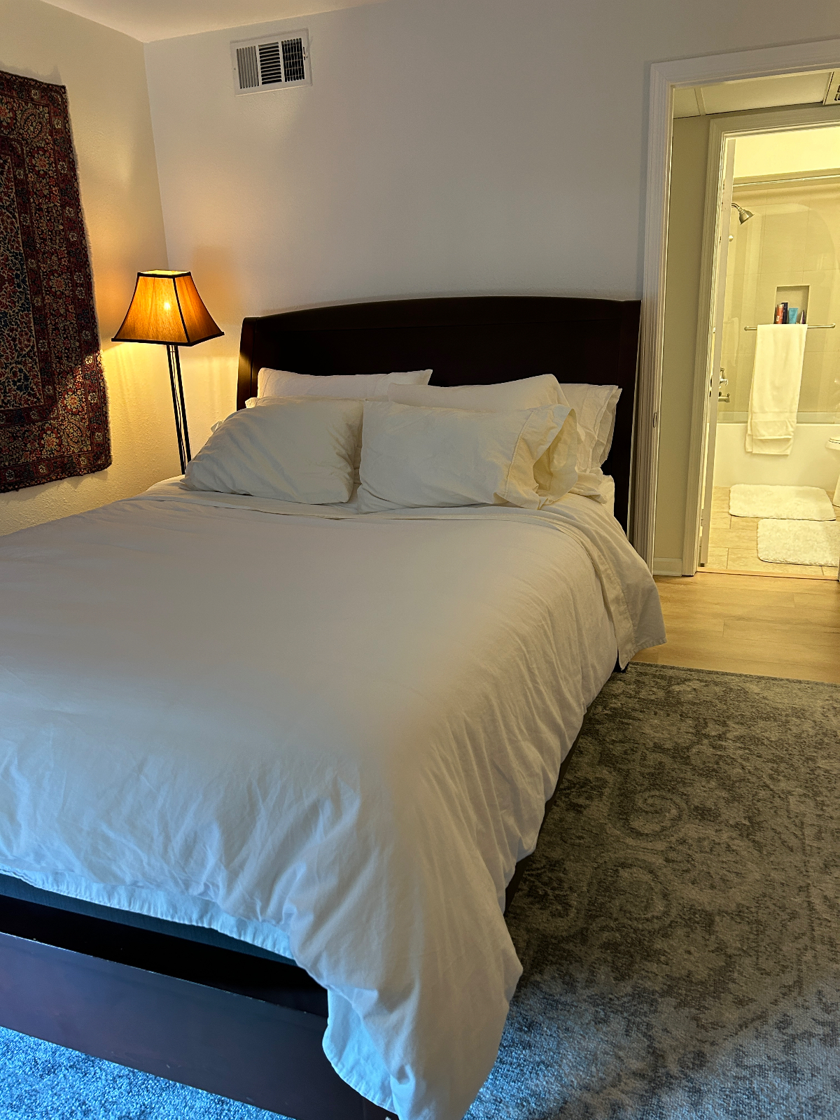 1bd/1bth Primo location with parking - Photo 3