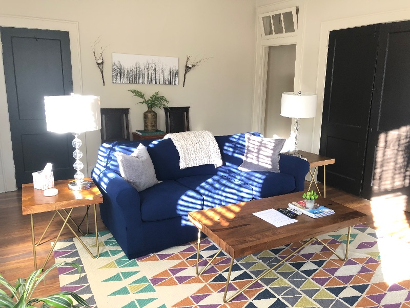 Apt 26A - Downtown Oasis