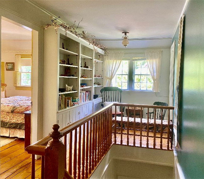 Artful Lodging & Retreats 2nd Floor 3 Bedroom Apt. - Photo 9