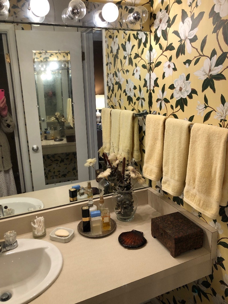 Cozy Room in BTV Condo - small  dogs welcome. - Photo 9