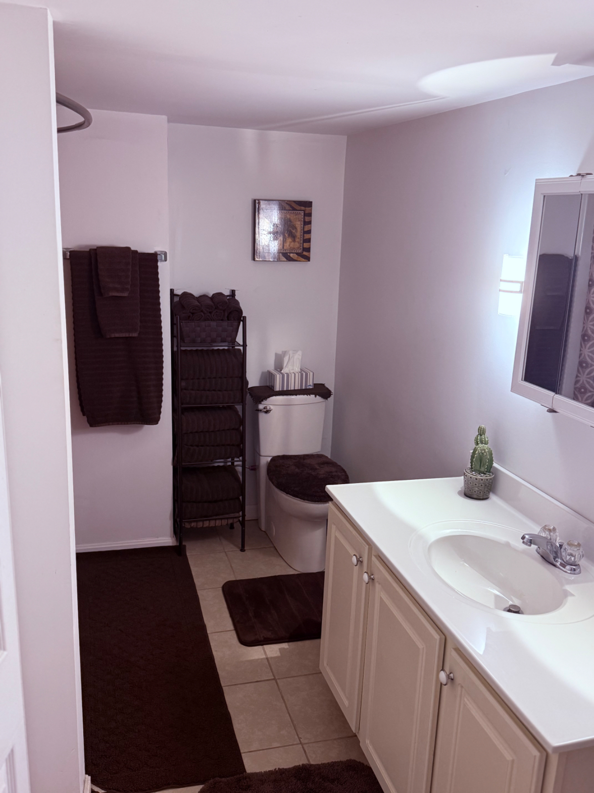 Two Bedroom Apartment Just Outside Park - Photo 8