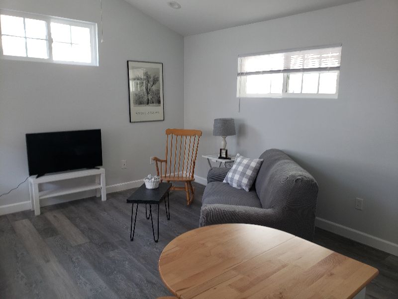 Relaxing and Peaceful newly constructed Cottage - Photo 3