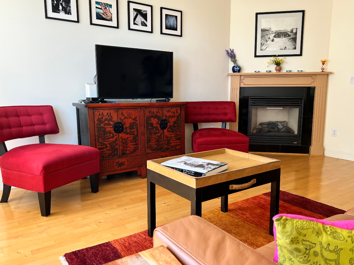 Light-filled Condo on a Quiet Street, Centrally Located in San Francisco - Parking Spot Included - Photo 2