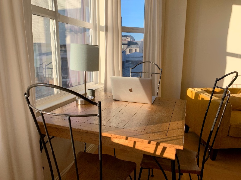 Light-filled Condo on a Quiet Street, Centrally Located in San Francisco - Parking Spot Included - Photo 4
