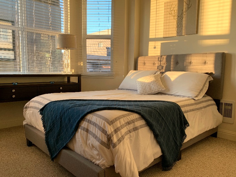 Light-filled Condo on a Quiet Street, Centrally Located in San Francisco - Parking Spot Included - Photo 6