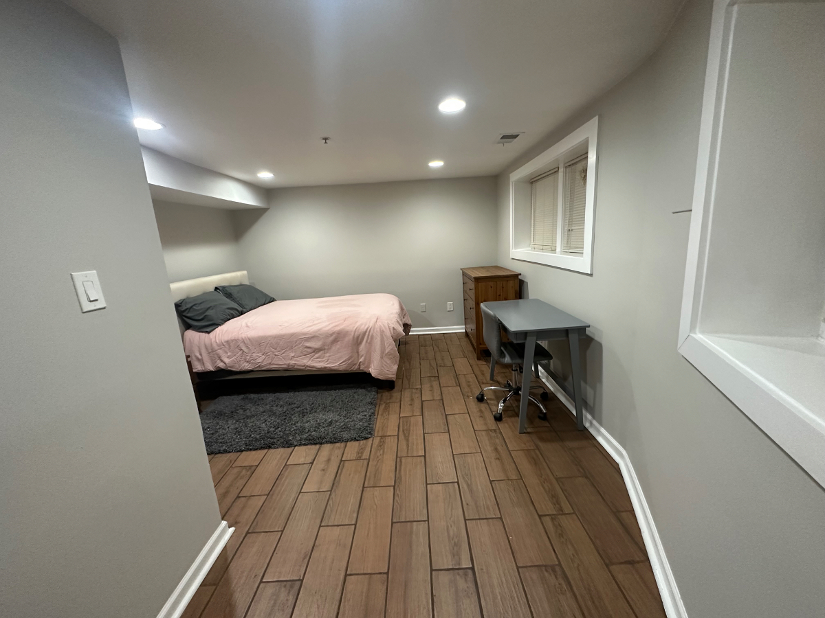 Renovated 2 bed/2 full bath with PRIVATE ENTRANCE, outdoor patio in central DC neighborhood - Photo 10