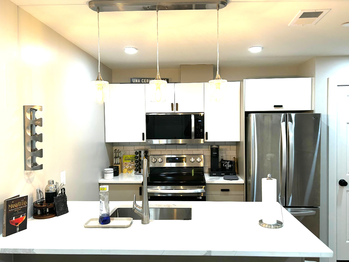 The Suites at Bloomingdale - Photo 1