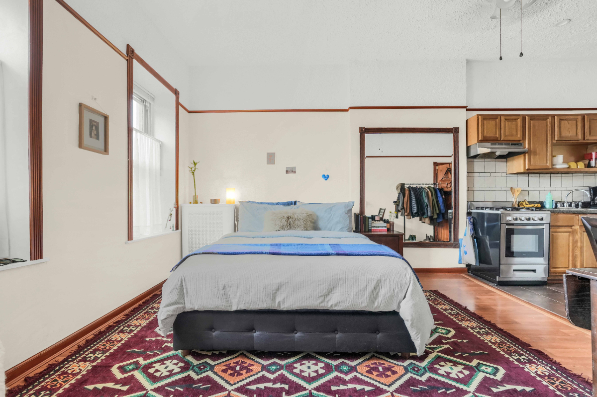 BEAUTIFUL OPEN SPACE STUDIO UNIT 3A - Photo 2