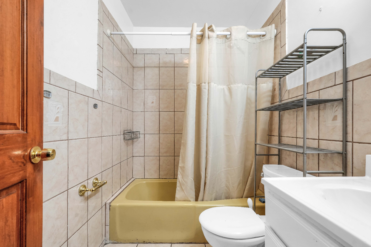 BEAUTIFUL OPEN SPACE STUDIO UNIT 3A - Photo 8