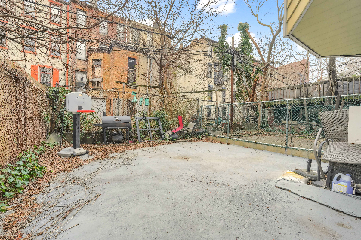 BEAUTIFUL OPEN SPACE STUDIO UNIT 3A - Photo 11