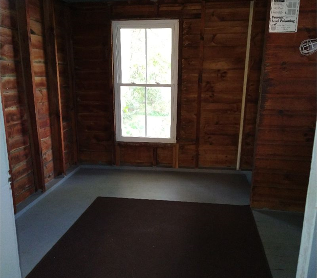 TRAVELING NURSES-UPSTAIRS UNIT-NO PETS - Photo 3