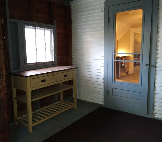 TRAVELING NURSES-UPSTAIRS UNIT-NO PETS - Photo 5