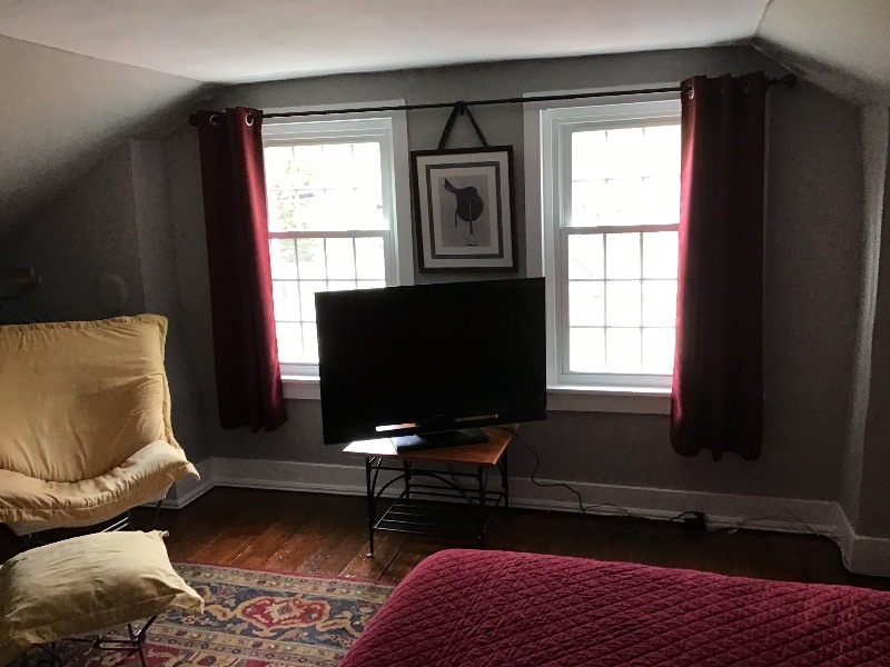 Spacious Apartment in Taftsville Village - Photo 12