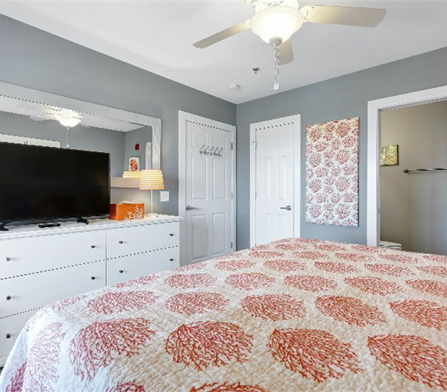 OCEANFRONT 2 BEDROOM 2 BATH CONDO -BEACH BLISS - Photo 10