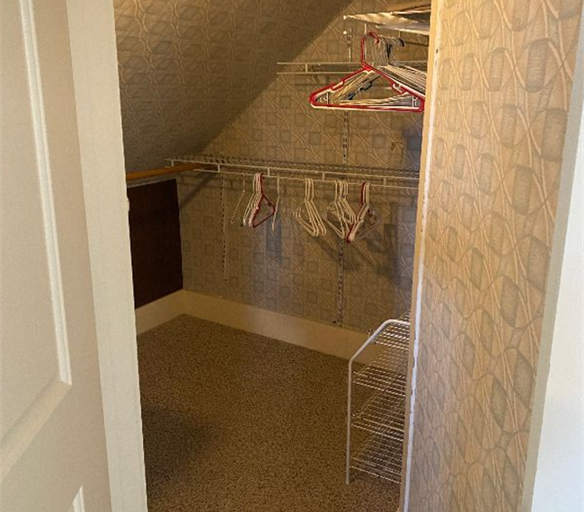 Spacious 1 Bedroom Apartment - Photo 10