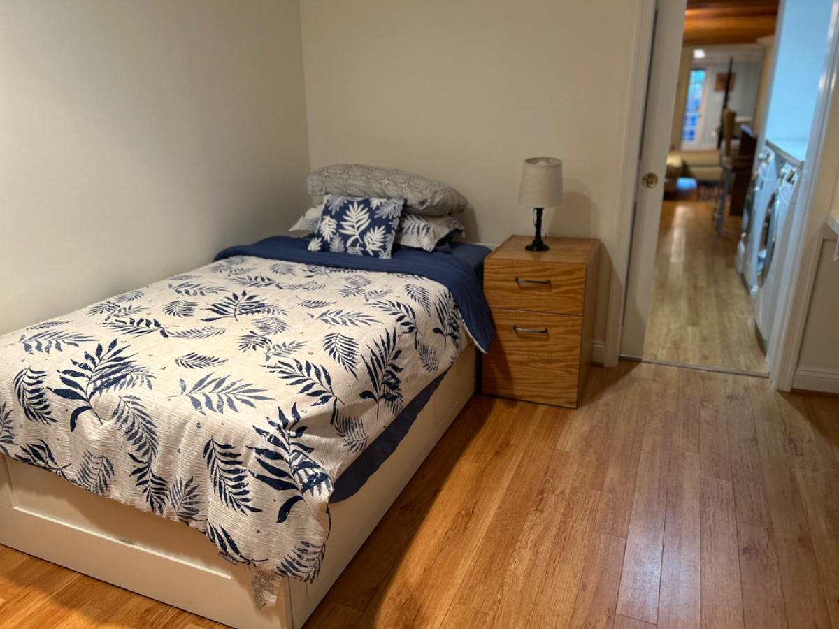 One Bedroom with Home Office 1000 square feet Flat in Adams Morgan. - Photo 5