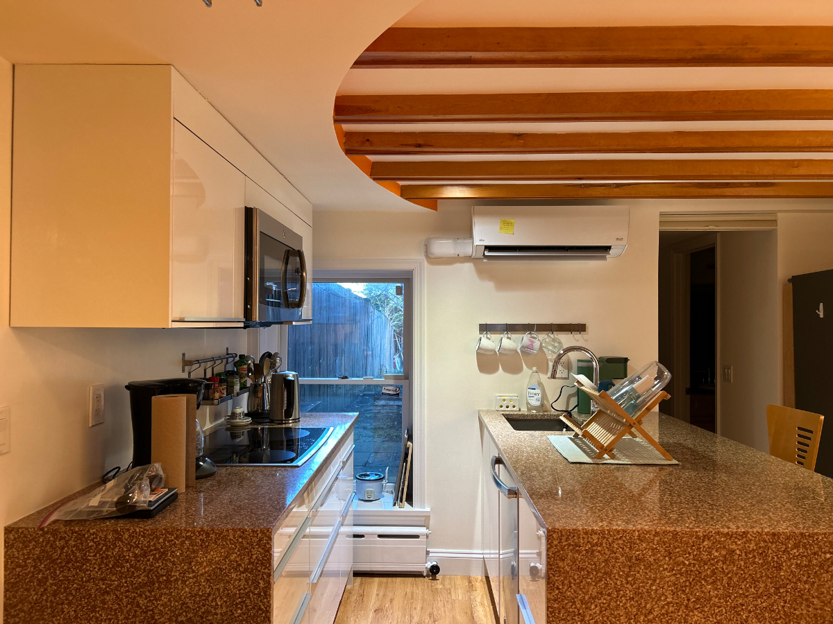 One Bedroom with Home Office 1000 square feet Flat in Adams Morgan. - Photo 9